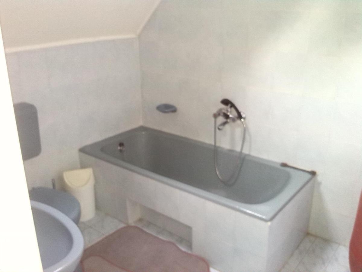 Hutter Vendeghaz Hotel Szántód Екстериор снимка